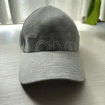 Calvin Klein 그레이 캡 ONE SIZE