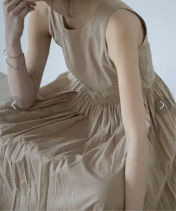 새상품급 MARIHA 여름 레이디 드레스 베이지 슬리브리스