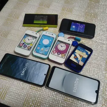AQUOS ARROWS 스마트폰 모형 완구 묶음 판매