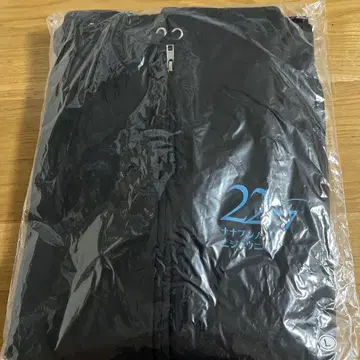 22/7 나나분노니쥬우니 후드티 L 사이즈 새상품