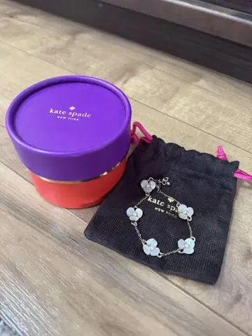 kate spade 플라워 모티브 팔찌