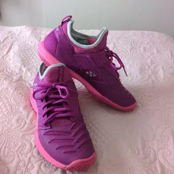 YONEX 핑크 테니스화 여성용