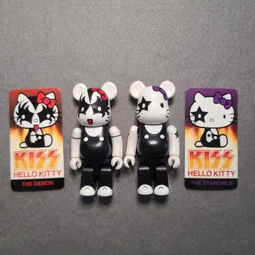 BE@RBRICK 시리즈 25 CUTE 앞뒷면 키스 헬로 키티