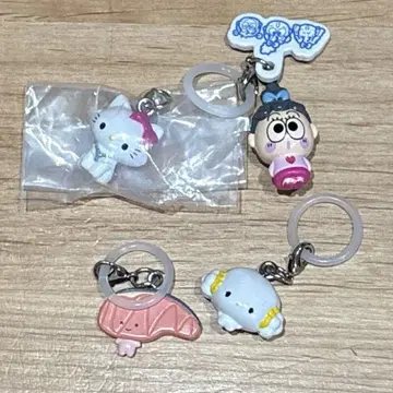 산리오 캐릭터즈 메지루시 액세서리 세트 챠미 키티