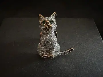 SWAROVSKI 고양이 모양 빈티지 브로치 / 타이 태 겸용