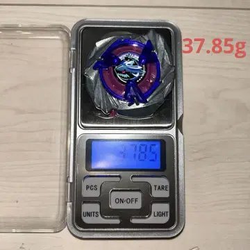 베이블레이드X 샤크 스케일 4-50UF 중량 37.85g 블레이드만
