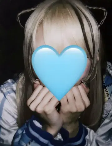 라부식 하야테 폴라로이드 초기 의상