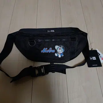 NEW ERA 도라에몽 힙색