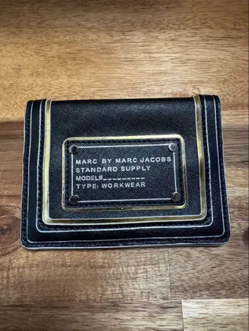 MARC BY MARC JACOBS 여권 케이스