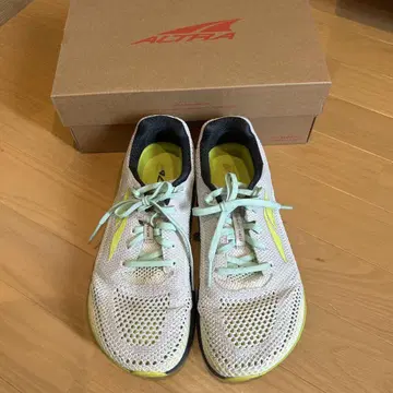 ALTRA ESCALANTE RACER 2