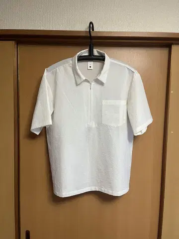데상트 하프 지퍼 셔츠