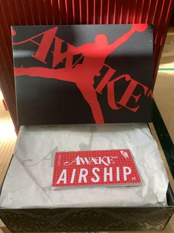 AWAKE AIRSHIP 스니커즈 화이트/블루