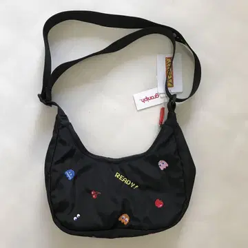 Graniph 그라니프 팩맨 자수 숄더백