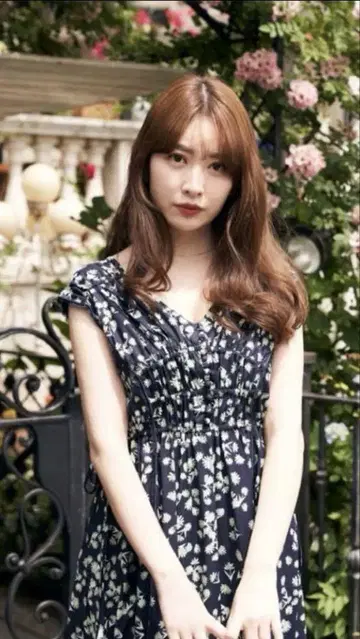 herlipto Paris Daisy Long Dress