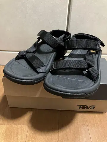 Teva 아웃도어 샌들 블랙 새상품급 24cm
