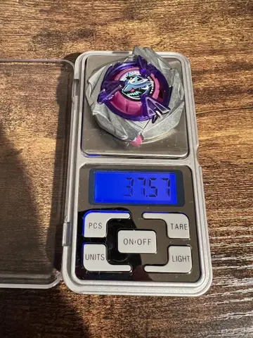 베이블레이드x 샤크스케일 블레이드 37.57g