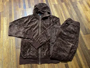 Karl Kani 셋업