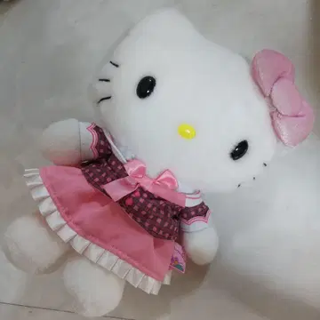 산리오 퓨로랜드 한정 헬로키티 봉제 인형 핑크 2019