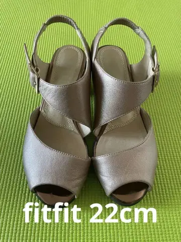 새상품급 fitfit 골드 샌들 22cm