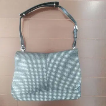 [미사용 새상품] Gianni Chiarini Design 숄더백