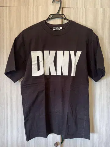 90s 빈티지 [DKNY] 로고 티셔츠