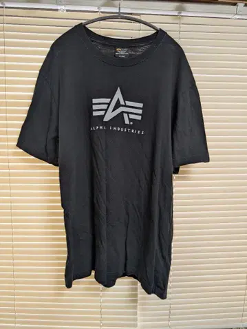 ALPHA INDUSTRIES 블랙 티셔츠 X-LARGE