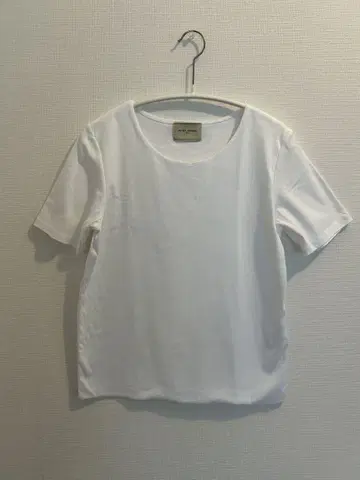 UNITED ARROWS 화이트 반팔 티셔츠 수트 이너