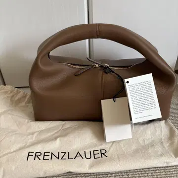 미사용 새상품 FRENZLAUER 브라운 가죽 핸드백 (콩테 별주)