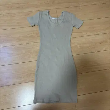 GYDA 반팔 리브 니트 원피스