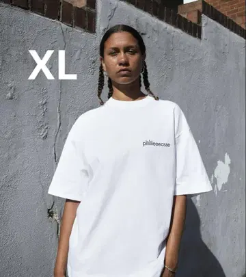 pliiilleeeasse 화이트 티셔츠 XL 사이즈