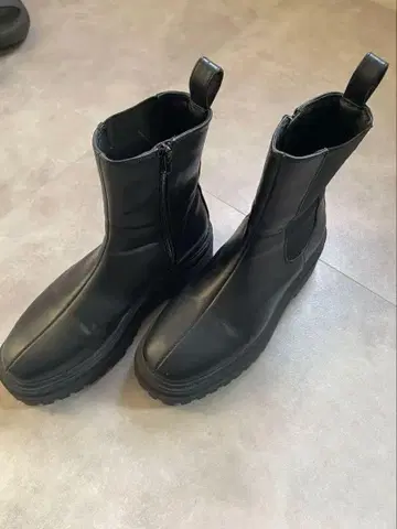 블랙 사이드 고어 부츠 통굽