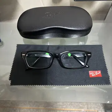 Ray-Ban 블랙 안경 케이스 포함