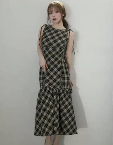 andmary Grenda ribbon long dress