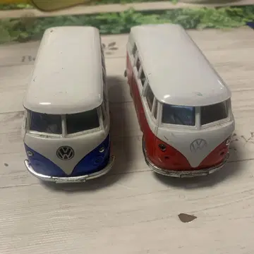 Volkswagen 버스형 미니카 2대 세트