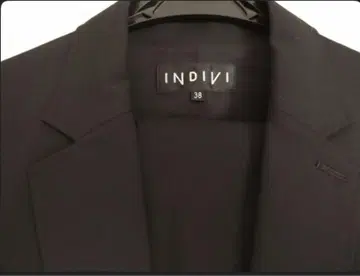 INDIVI 수트 새상품급 일본제 38 사이즈