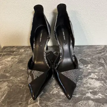 ZARA 펌프스