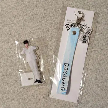 [새상품/익명 배송] NCT 도영 솔로 콘서트 아크릴 스탠드 스트랩 세트