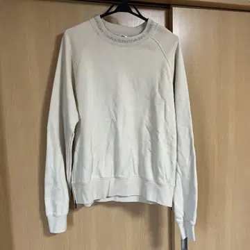 크루넥 트레이닝복