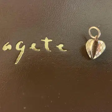 agete 골드 하트 모양 참