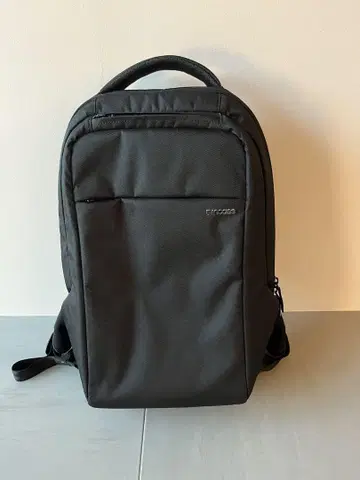 incase 백팩 ICON Lite Pack / 22L -Black-