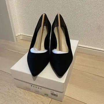 RANDA 블랙 스틸레토 하이힐