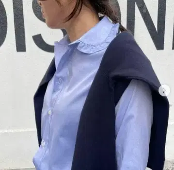 프릴 블라우스