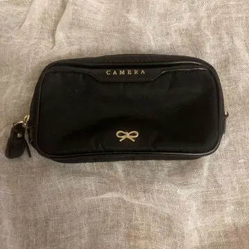 안야 힌드마치 파우치