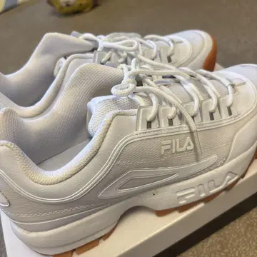 FILA 화이트 스니커즈 새상품 28cm