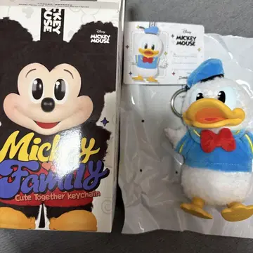 POPMART 팝마트 미키 패밀리 도날드 디즈니