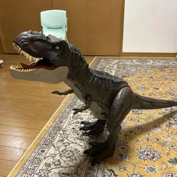 쥬라기 월드 티라노사우루스 피규어