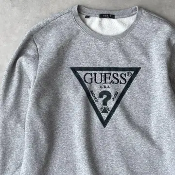 13837 GUESS 자수 로고 속기모 맨투맨