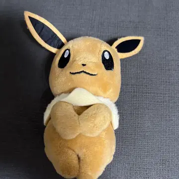 이브이 봉제인형