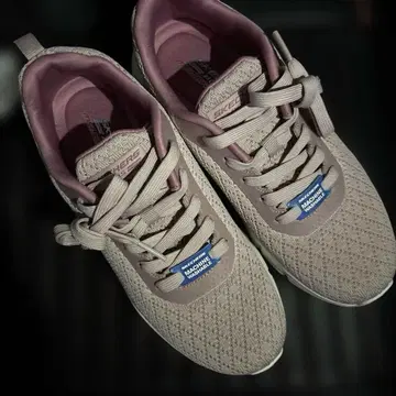택 포함 새상품 SKECHERS 메모리폼 스니커즈 핑크 배송비 포함