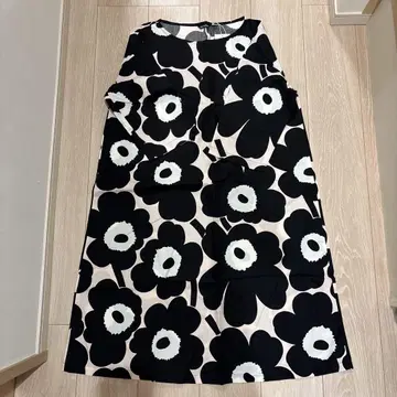 marimekko 꽃무늬 긴팔 원피스